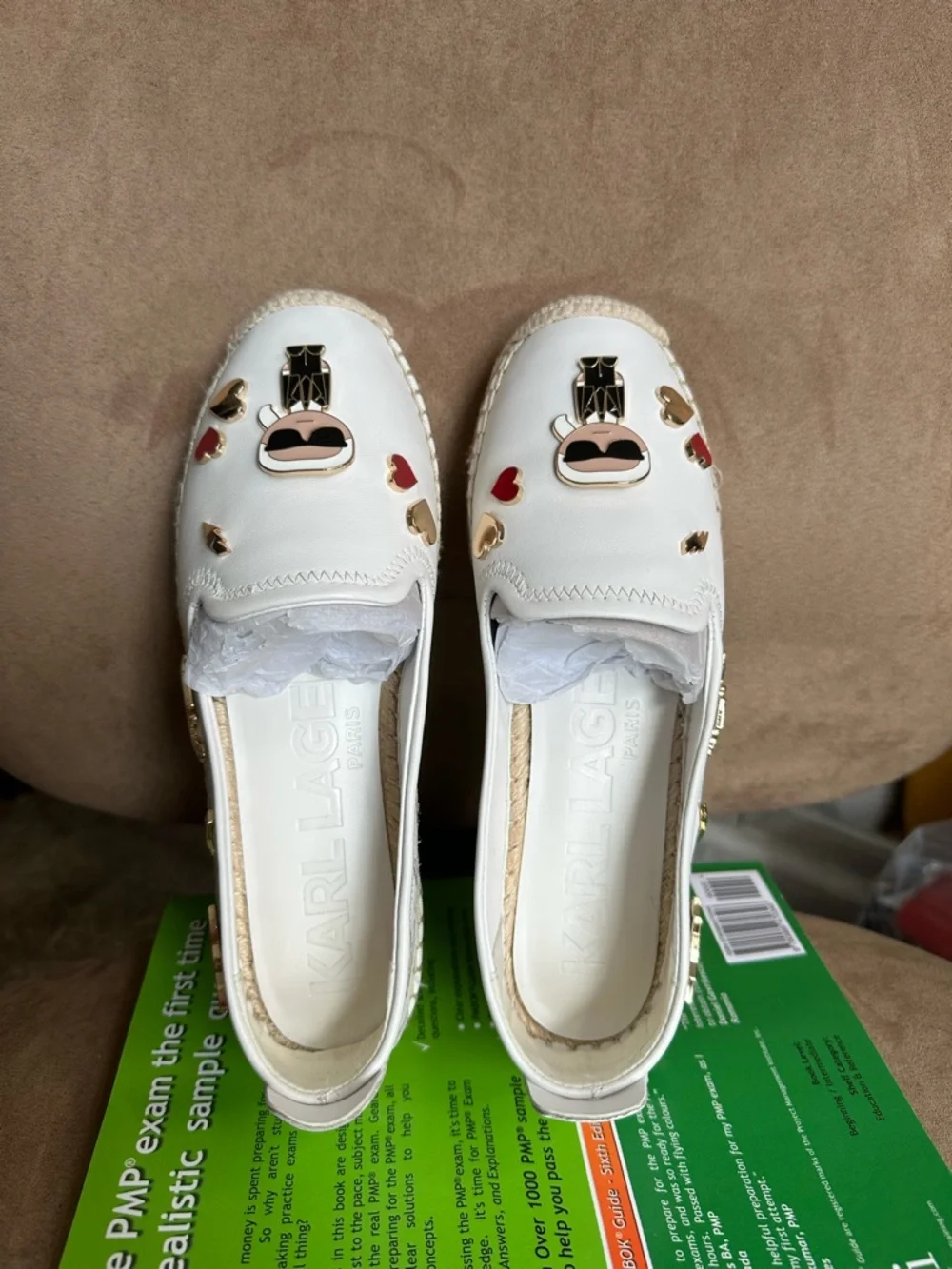 Karl Lagerfeld White Espadrille Slip-On Flats w/ Enamel Charms US6.5 New w/o Box